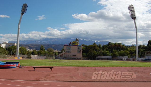 The stadium with Lefka Ori ("White Mountains") in the background - Click to enlarge!