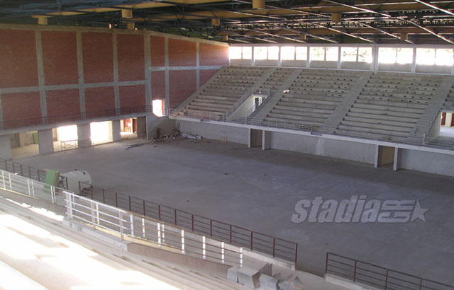 Internal view of the new Kozani Arena (November 2004)    Costas Tsioras  -  Click to enlarge!
