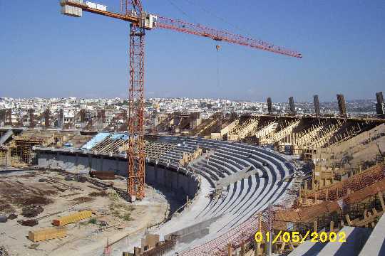 The south curve under construction (May 2002)